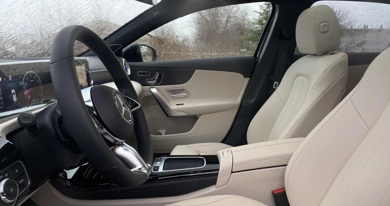 Mercedes-Benz Klasa A cena 212599 przebieg: 5, rok produkcji 2024 z Piaseczno małe 277